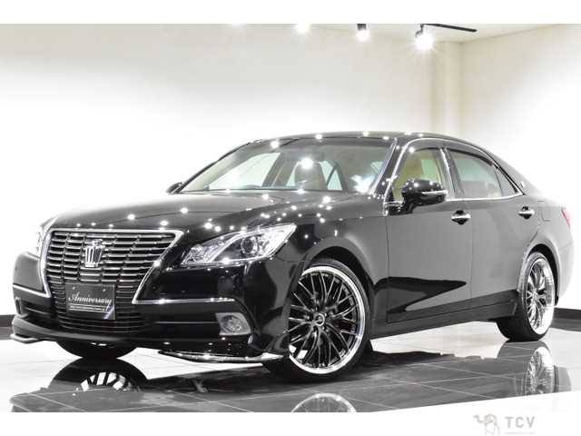 2013 Toyota Crown