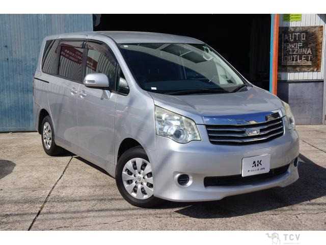 2011 Toyota Noah