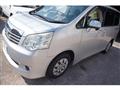 2011 Toyota Noah