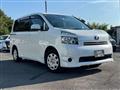 2007 Toyota Voxy
