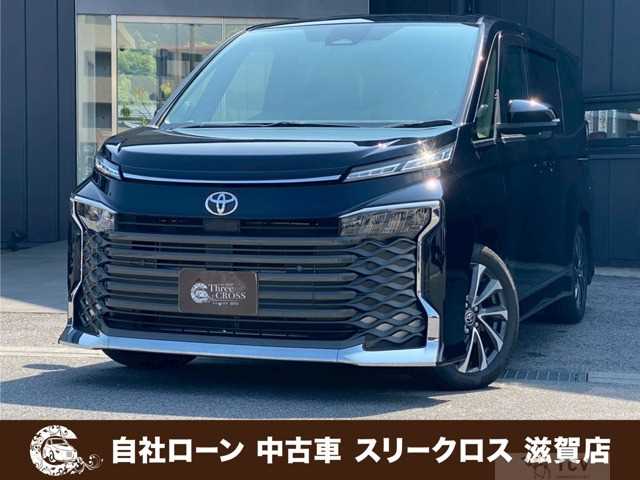 2022 Toyota Voxy