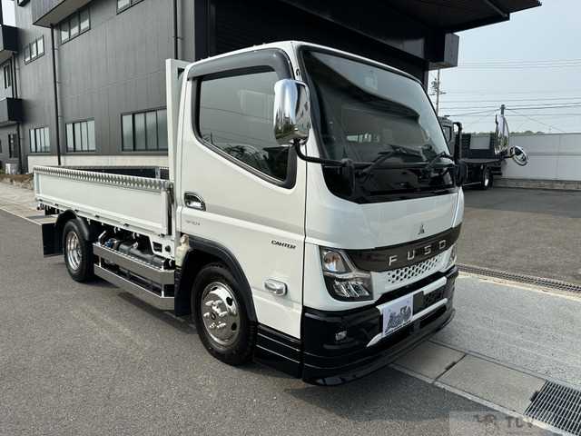 2021 Mitsubishi Canter