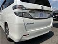 2014 Toyota Vellfire