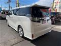 2015 Toyota Vellfire