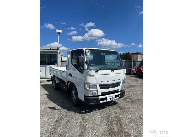 2012 Mitsubishi Canter