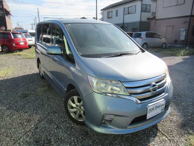 2013 Nissan Serena