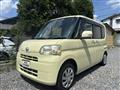 2011 Daihatsu Tanto