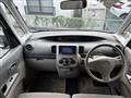 2011 Daihatsu Tanto
