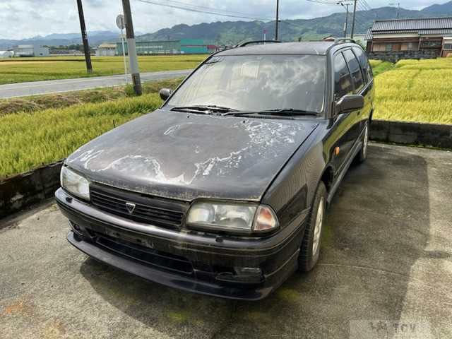 1991 Nissan Avenir