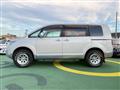 2011 Mitsubishi Delica D5