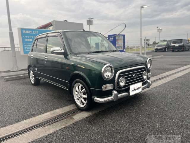 2004 Daihatsu Miragino