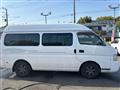 2004 Nissan Caravan Van