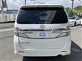 2013 Toyota Vellfire