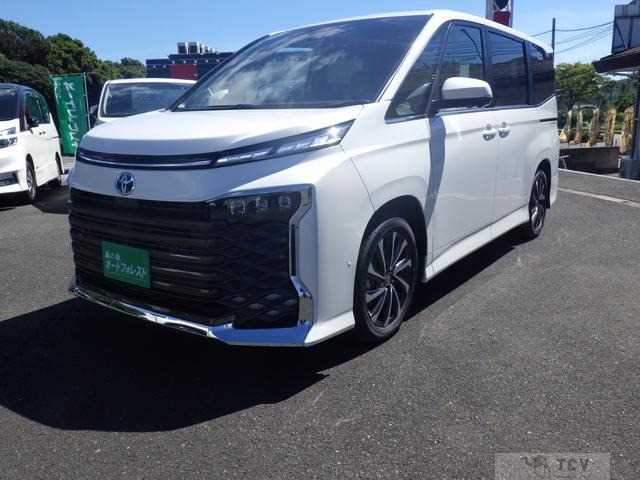 2025 Toyota Voxy