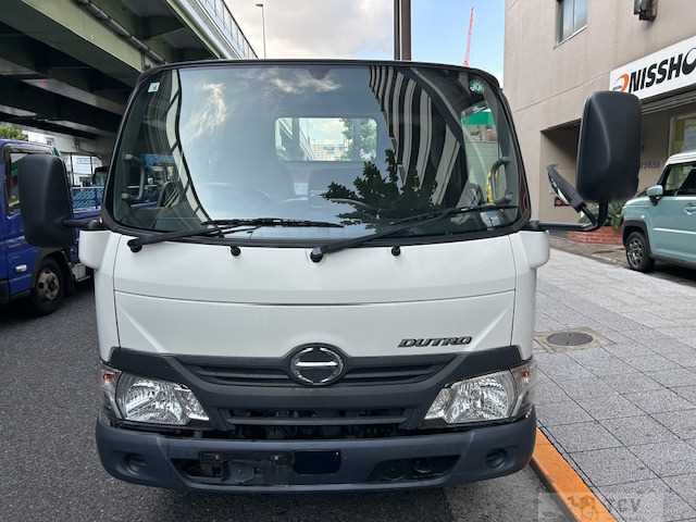 2017 Hino Dutro