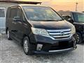 2011 Nissan Serena