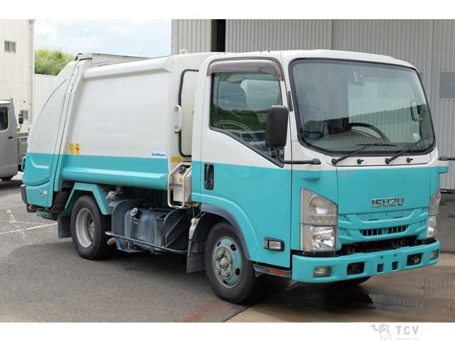 2017 Isuzu Isuzu Others