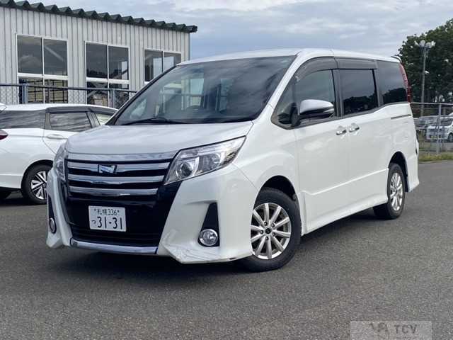 2014 Toyota Noah