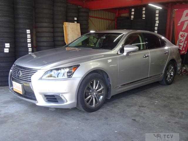 2013 Lexus LS