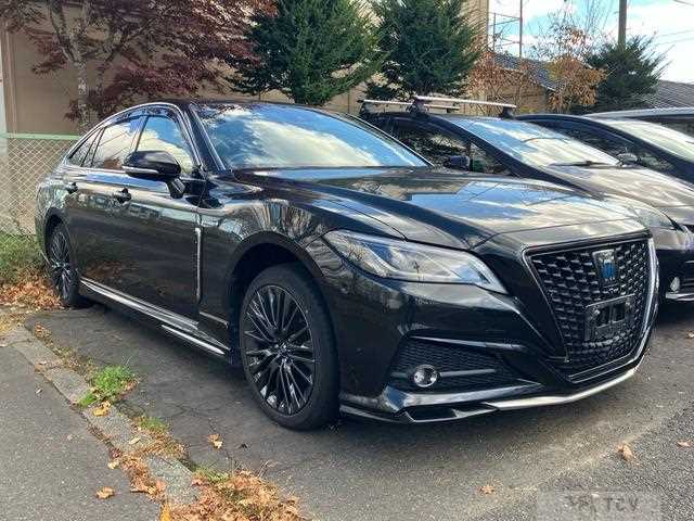 2019 Toyota Crown