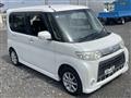 2011 Daihatsu Tanto