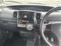 2011 Daihatsu Tanto