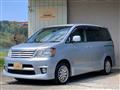 2004 Toyota Noah