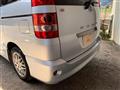2004 Toyota Noah