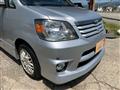 2004 Toyota Noah