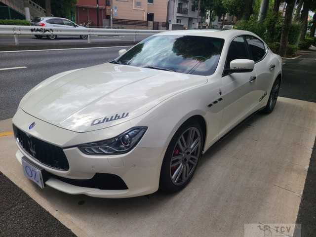 2015 Maserati Ghibli