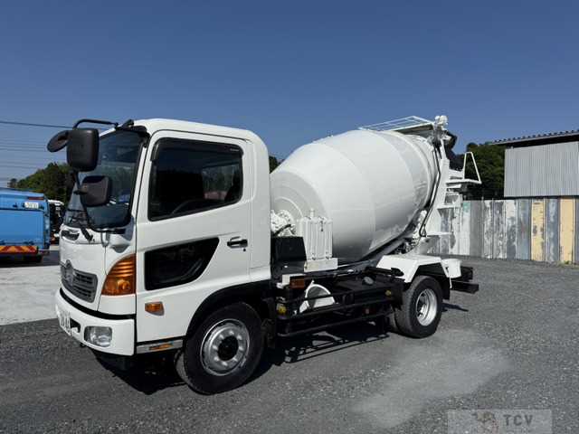2013 Hino Hino Others