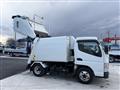 2014 Mitsubishi Canter
