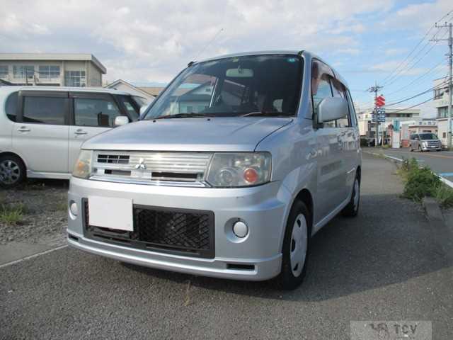 2009 Mitsubishi Toppo