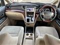 2010 Toyota Alphard G