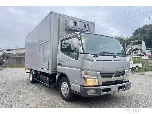 2013 Mitsubishi Canter