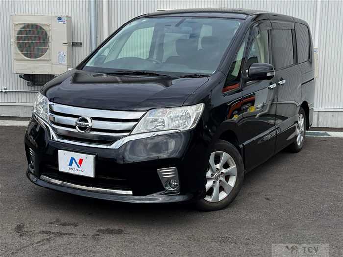 2013 Nissan Serena