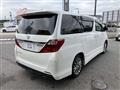 2013 Toyota Alphard G