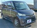 2010 Nissan ROOX
