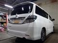 2010 Toyota Vellfire