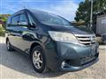 2011 Nissan Serena