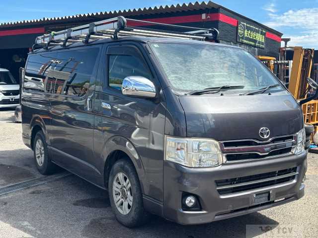 2011 Toyota Hiace Van