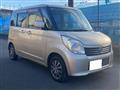 2010 Nissan ROOX