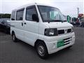 2009 Nissan Clipper Van