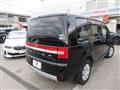 2011 Mitsubishi Delica D5
