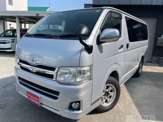 2011 Toyota Hiace Van