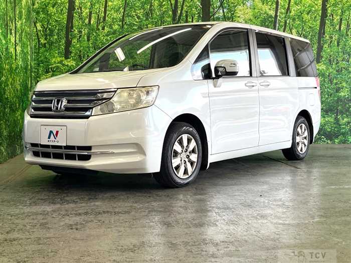 2013 Honda Step WGN