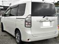 2012 Toyota Voxy
