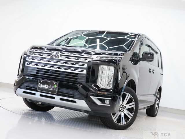 2020 Mitsubishi Delica D5