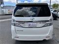 2013 Toyota Vellfire