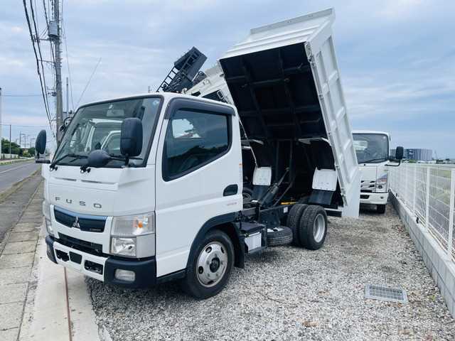 2020 Mitsubishi Canter